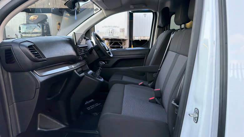 Citroen Dispatch Xl Diesel 2.0 BlueHDi 145ps Crew Van Enterprise